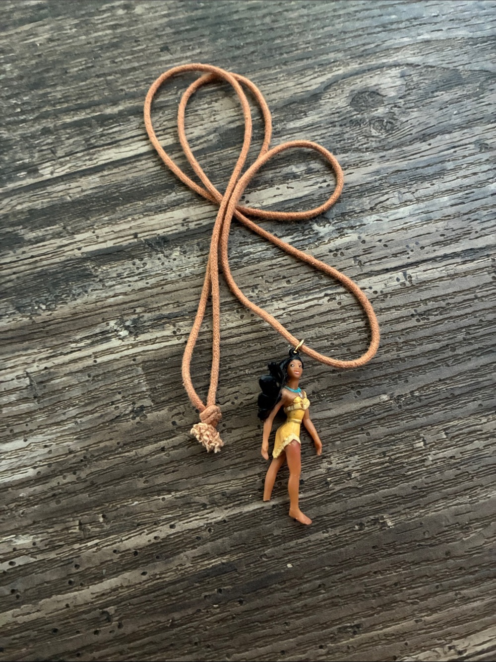 Vintage 1990s Pocahontas Necklace